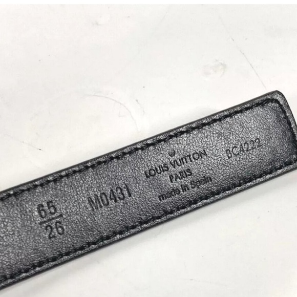 Authentic LOUIS VUITTON M0431M Monogram Belt-LV
Iconic 20MM Reversible Thin belt - Picture 11 of 15